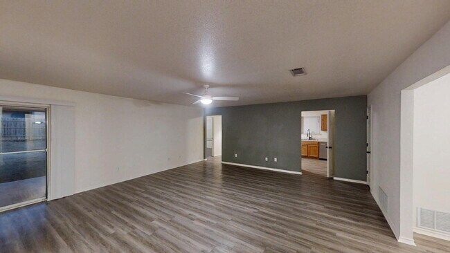 Building Photo - "Spacious 4-Bedroom Retreat with 2 Full Baths in Charming Nolanville!"