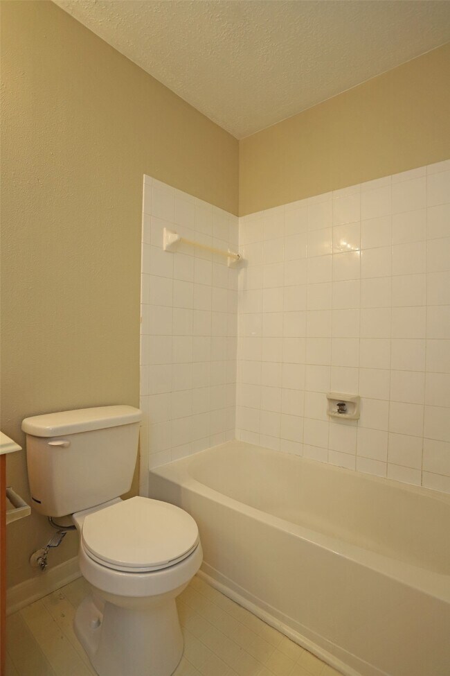 Building Photo - 7534 Orchard Hills Ln