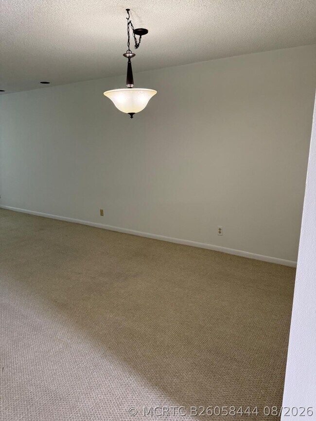 Building Photo - 4465 Luxemburg Ct