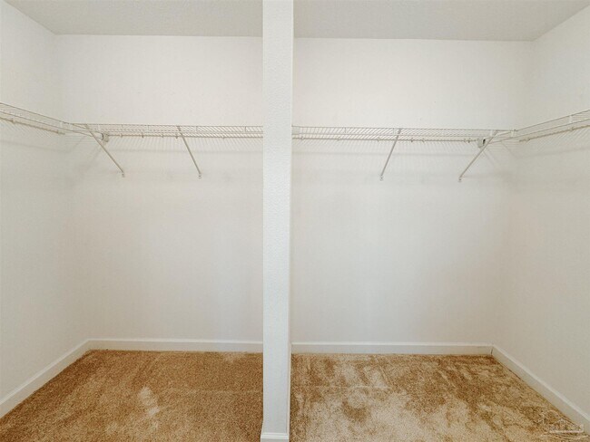 Building Photo - 1240 Benning Pl
