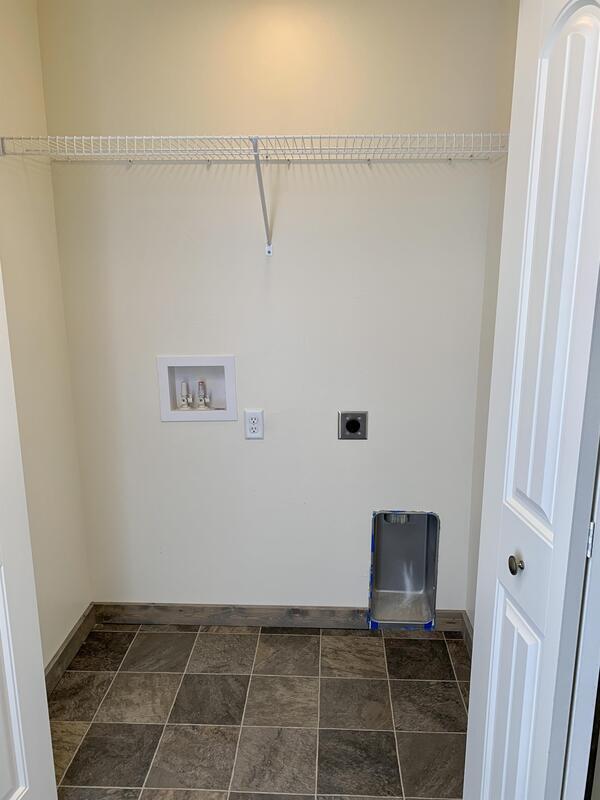 Building Photo - 861 Gibbon St