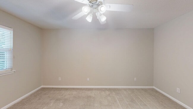Building Photo - 3280 Heathstead Pl