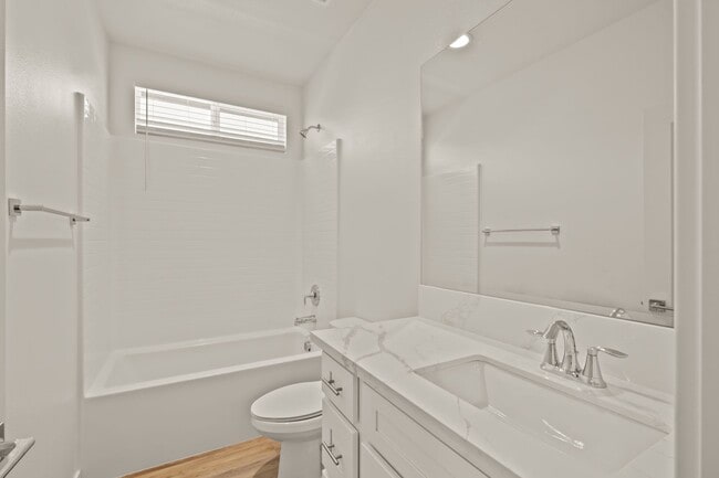 Building Photo - New Home in Gated Indian Palm Country Club