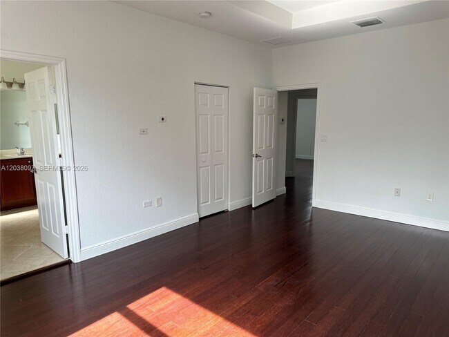 Building Photo - 2555 SW 147 Path