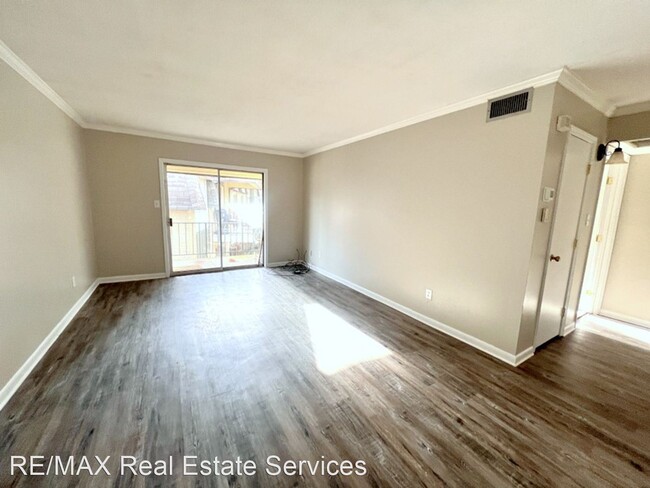 Primary Photo - 1 br, 1 bath House - 7000 Creswell Unit 224