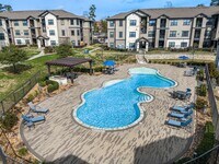 Building Photo - West Creek Apartments