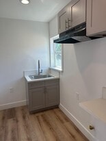 Building Photo - 8178 Chestnut Ave