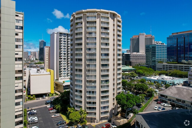 Building Photo - Holiday Village Condominium