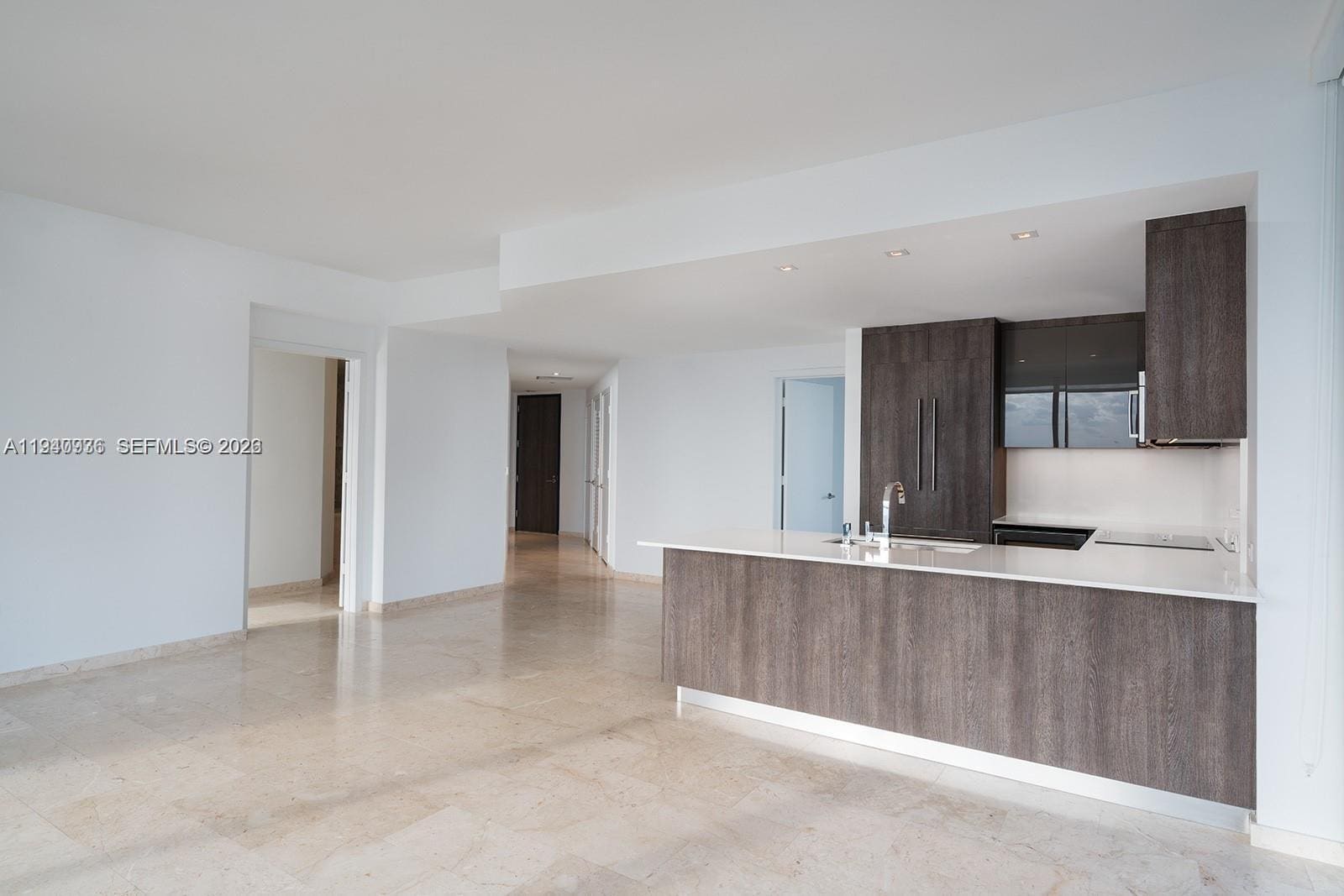 Building Photo - 68 SE 6th St