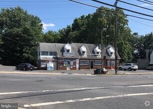 Building Photo - 100 S Jefferson St