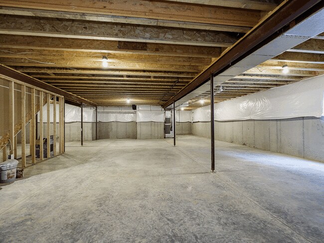 Building Photo - 14755 Legacy Oaks Dr