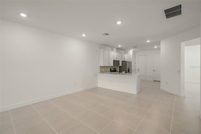 Building Photo - 14860 Misty Pond Lp