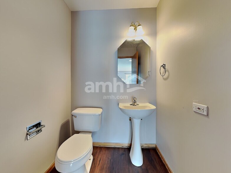 Building Photo - 11725 Cape Cod Ln