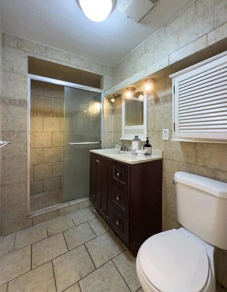 Building Photo - 1821 E Humphrey St