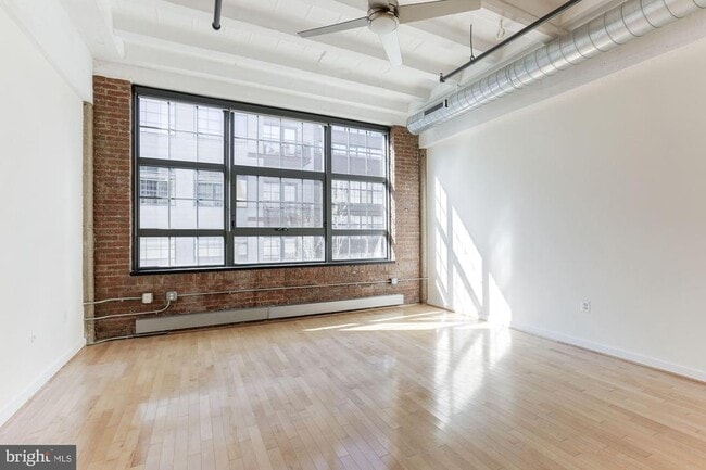 Building Photo - 1401 Church St NW