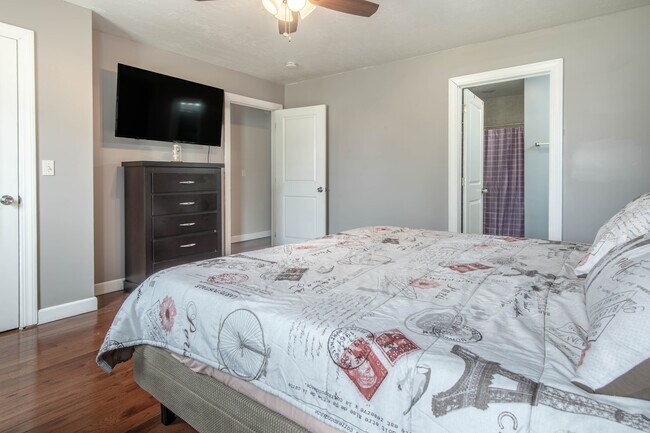 Building Photo - 29573 Maple St