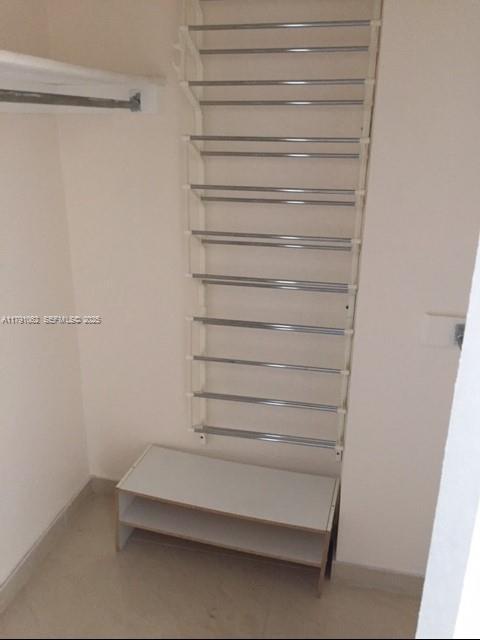 Building Photo - 1985 S Ocean Dr