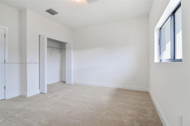 Building Photo - 4413 NW 9th St.