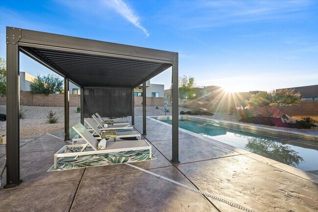 Building Photo - 4739 Fish Rock Cir