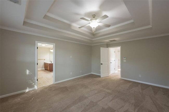 Building Photo - 2707 Silver Hill Terrace SE