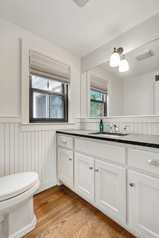 Building Photo - 167 Summer St