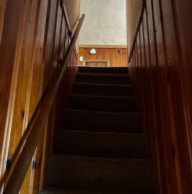 Primary Photo - 110 E Burgess St