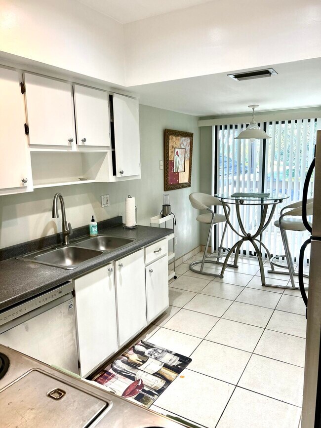 Building Photo - 13321 Polo Club Rd