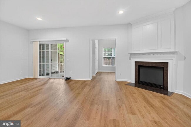 Building Photo - 8908 Purple Lilac Cir
