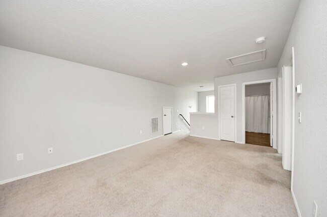Building Photo - 20715 Southern Wds Blvd