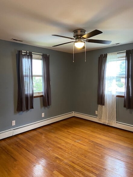 Building Photo - 600 Marlboro Rd