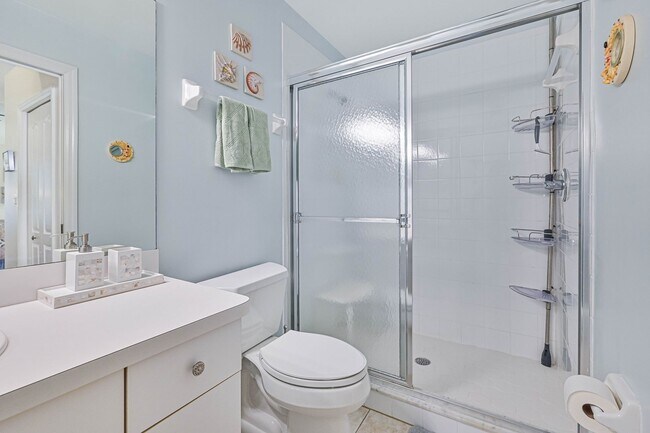 Building Photo - 20611 Country Creek Dr