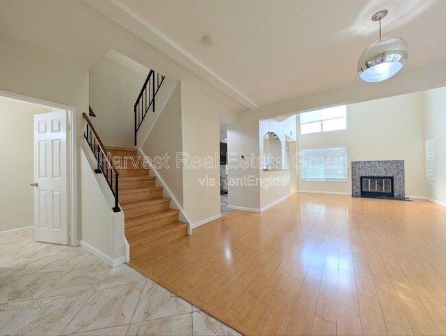 Building Photo - 5621 Civic Terrace Ave