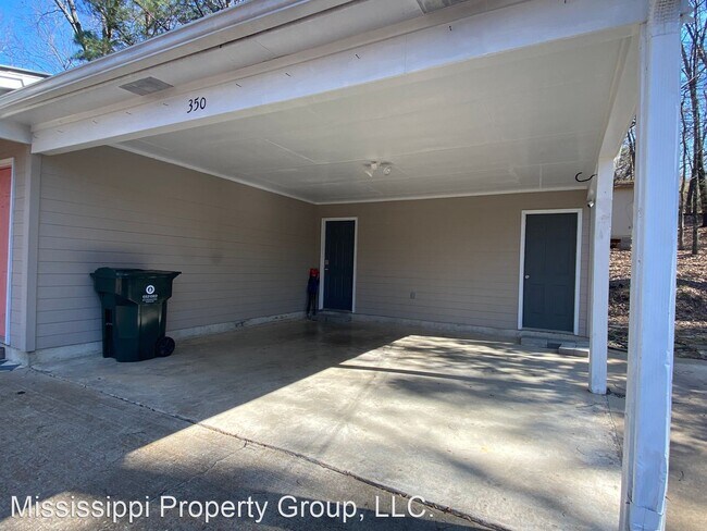 Building Photo - 3 br, 2 bath House - 350 Christman Drive