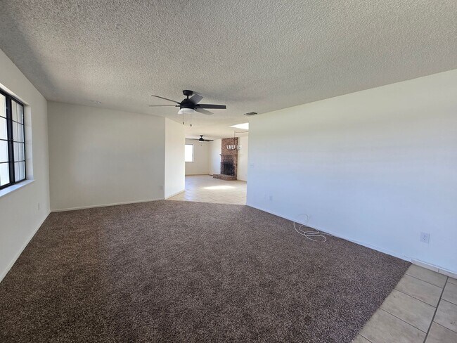 Building Photo - 3 BR 2 BA country home available now