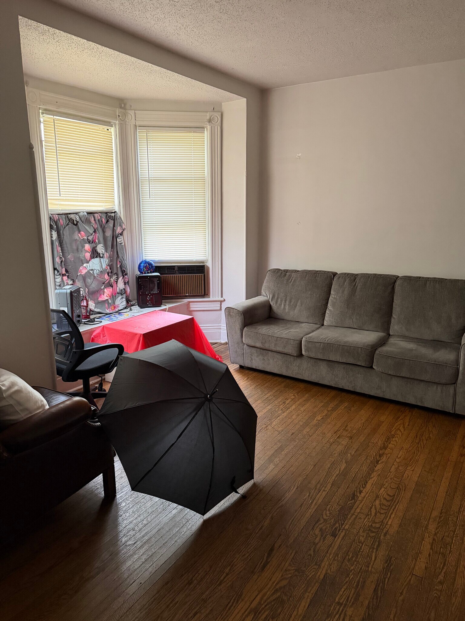 Building Photo - 55 Winspear Ave