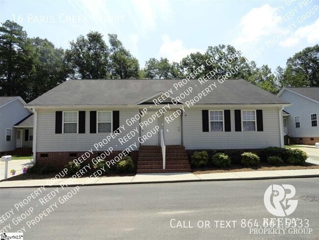 Primary Photo - 2 Bed / 2 Bath near Paris Mountain and Che...