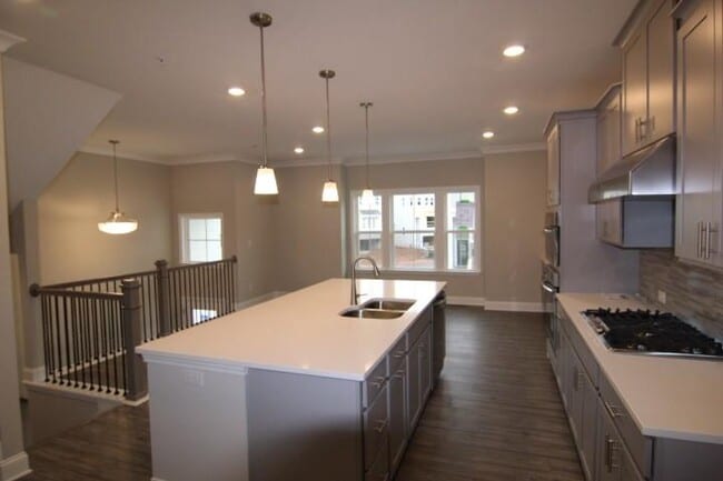 Building Photo - 132 Boxcar Wy SE