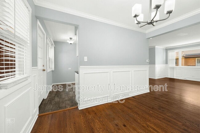 Building Photo - 9063 N Clifton Ave