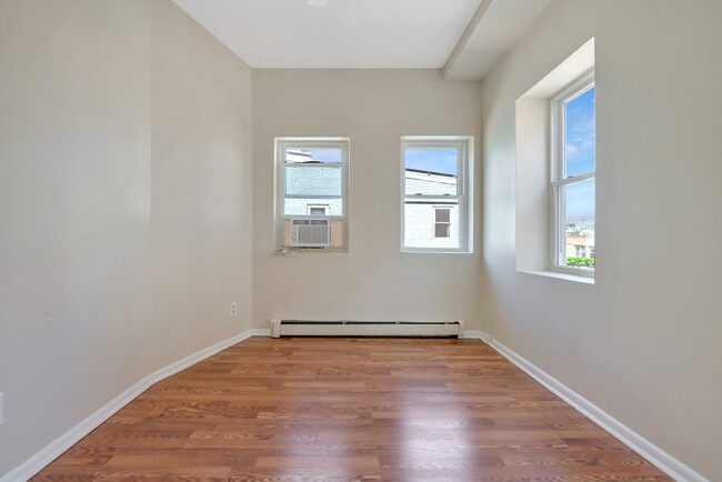 Building Photo - 4102 14th St NW