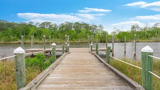 Building Photo - 255 Riverwalk Cir
