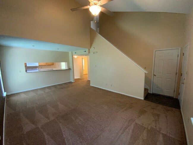 Building Photo - Steamboat Ln - 1601