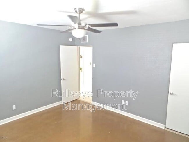 Building Photo - 4204 N 20th St