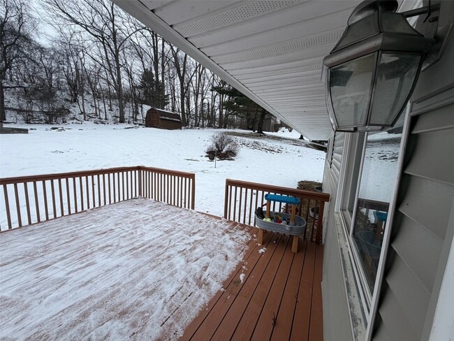 Building Photo - 17 Dover Dr