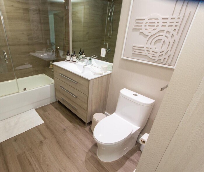 Building Photo - 92 SW 3rd St