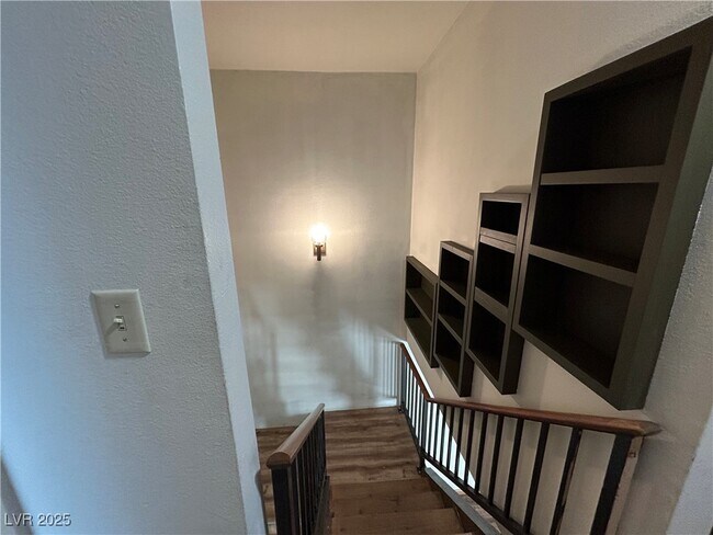 Building Photo - 5915 Laredo St