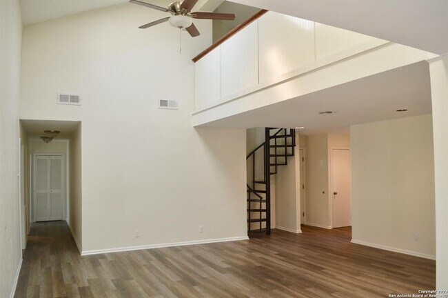 Building Photo - 11830 Button Willow Cove