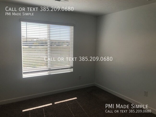 Building Photo - Coming Soon! Spacious 3-Bedroom Townhome i...