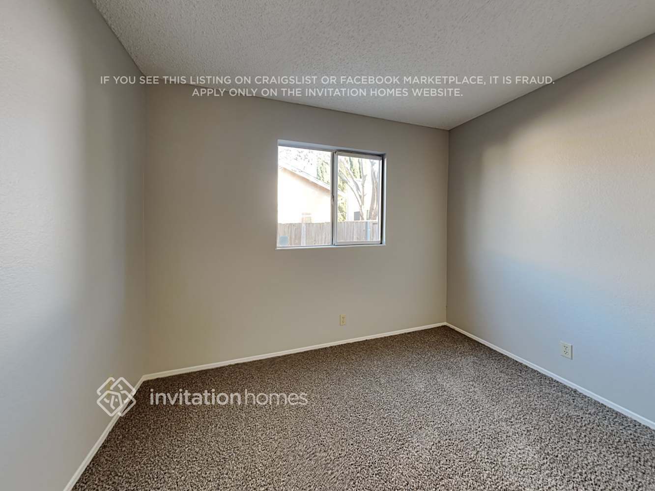 Building Photo - 609 Crested Dr