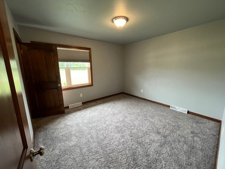 bedroom3 - 1454 Chickory Ct