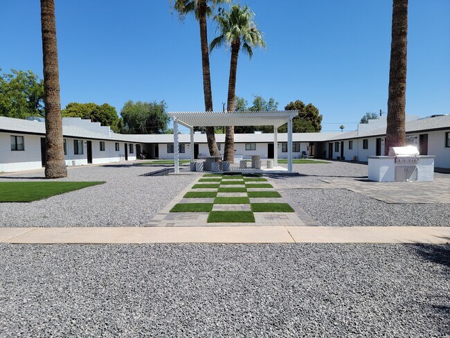 Floorplan - Fringe Courtyards